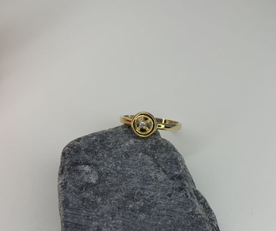 Image sur Bague en or jaune 10KT avec un diamant