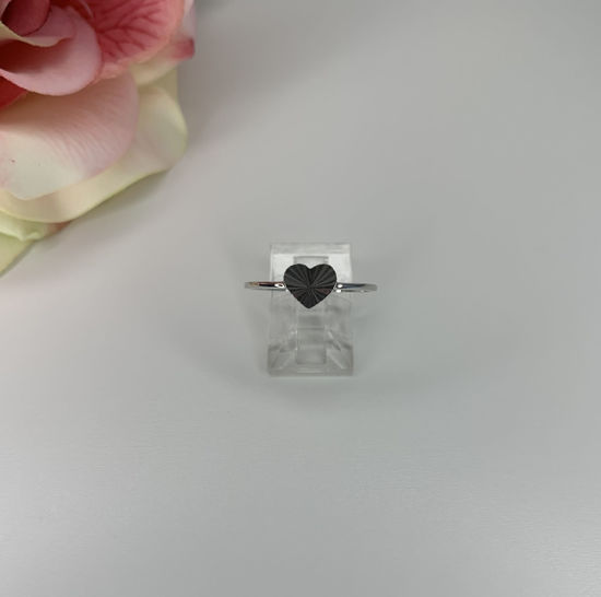 Image sur Bague en or blanc 10KT avec cœur